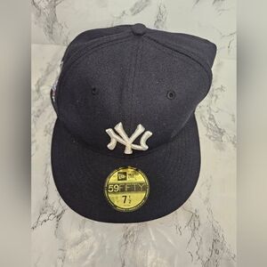 New Era New York Yankees 59Fifty 1999 World Series Wool Navy Fitted Hat.Size 7.5